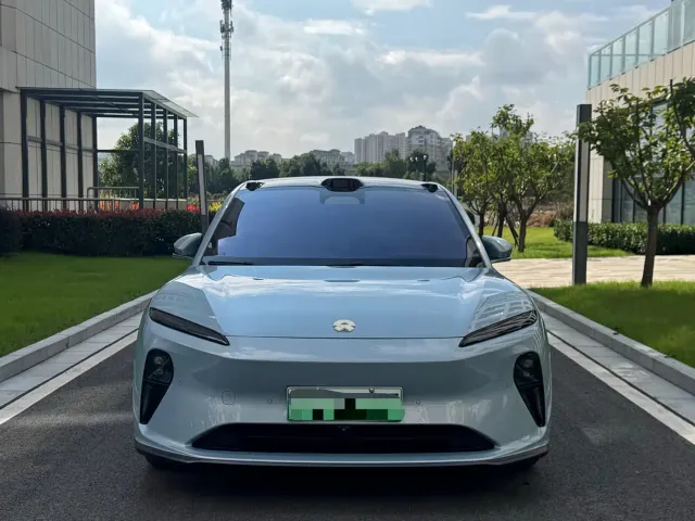 Nio ET5 — Фото автомобиля 2