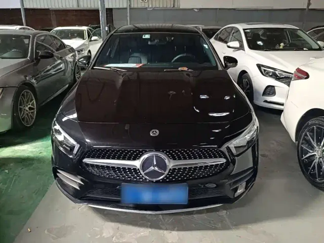 Mercedes-Benz A-Class — Фото автомобиля 2