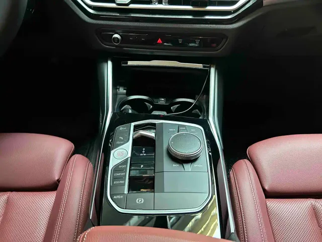 BMW 3 Series — Фото автомобиля 6