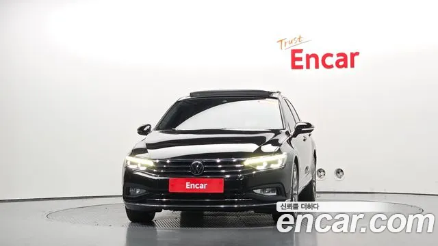 Volkswagen Passat — Фото автомобиля 3