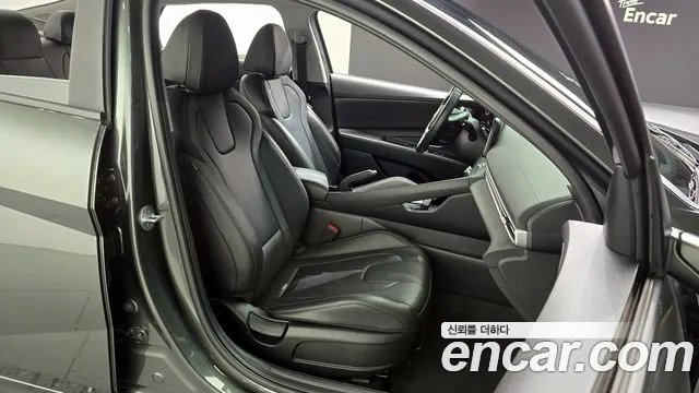Hyundai AVANTE Avante (CN7) — Фото автомобиля 12
