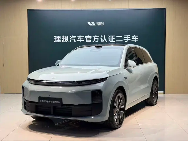Фотография автомобиля — Li Auto L6