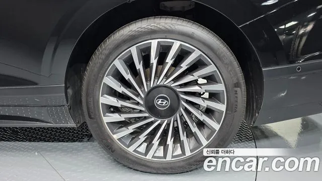Hyundai Grandeur — Фото автомобиля 18