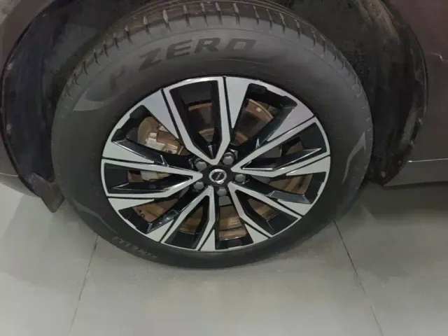 Volvo XC60 — Фото автомобиля 22