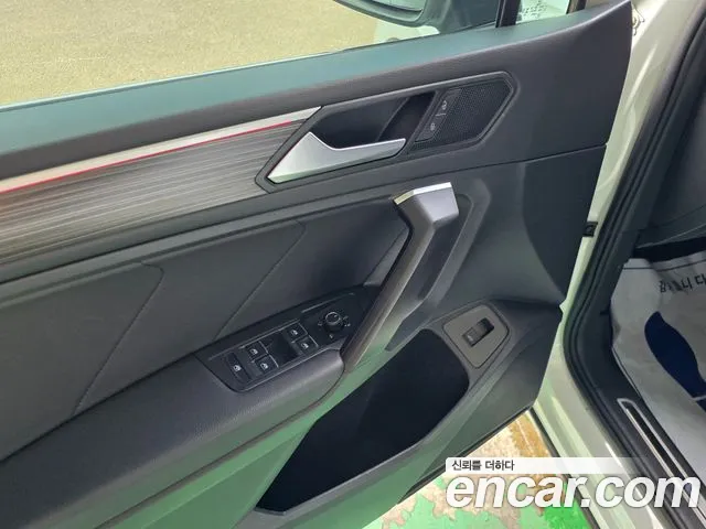 Volkswagen Tiguan — Фото автомобиля 9