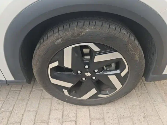Baojun Baojun Yunhai 2024 140km Plug-in Hybrid — Фото автомобиля 6