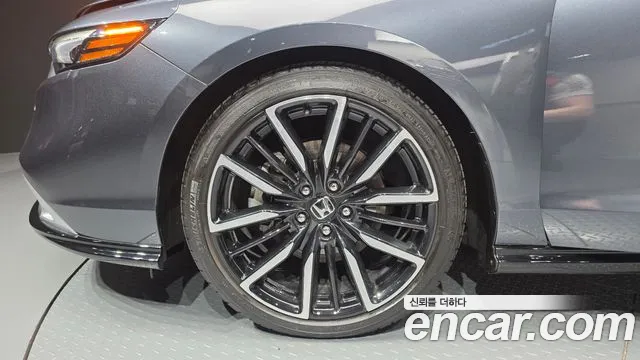 Honda Accord — Фото автомобиля 5