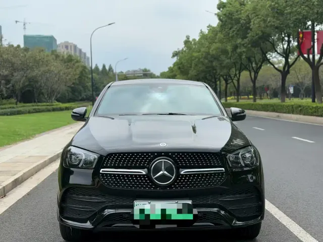Mercedes-Benz GLE Coupe — Фото автомобиля 2