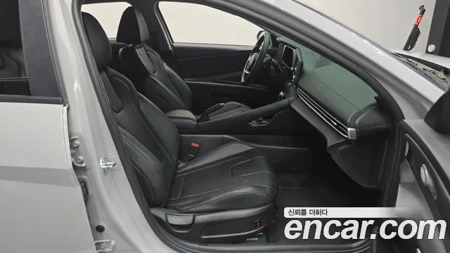 Hyundai AVANTE Новый Avante (CN7) — Фото автомобиля 11