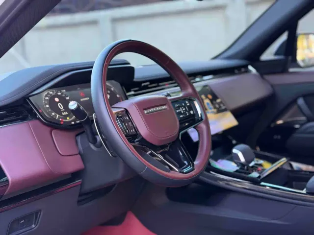Land Rover Range Rover Sport — Фото автомобиля 17