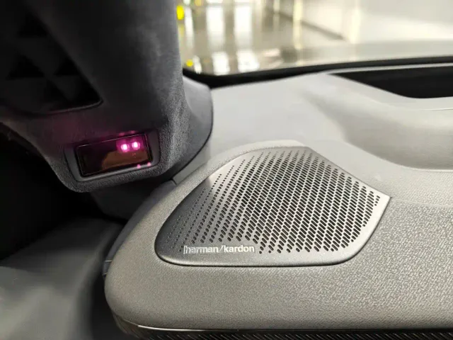 Lynk & Co 900 — Фото автомобиля 17