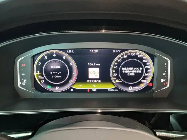 Volkswagen Passat — Фото автомобиля 11