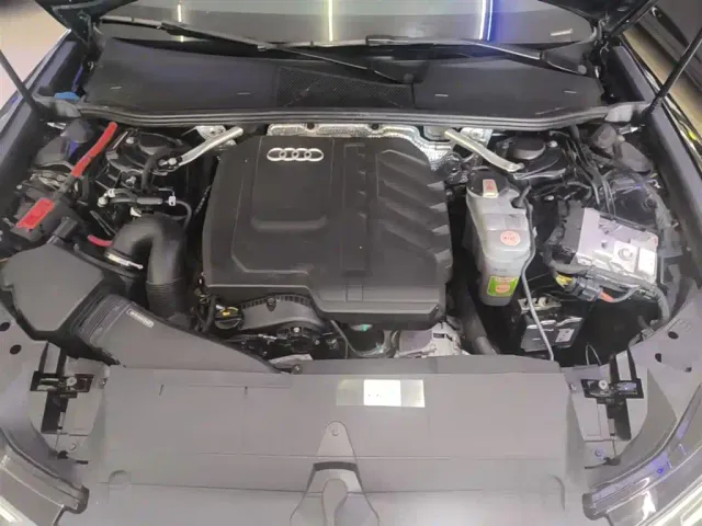 Audi A6L — Фото автомобиля 19
