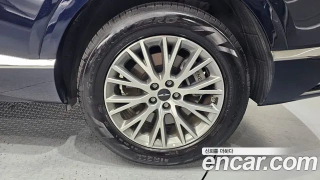 Genesis GV80 2.5T Бензин 2WD — Фото автомобиля 5
