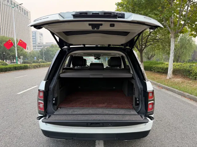 Land Rover Range Rover — Фото автомобиля 15