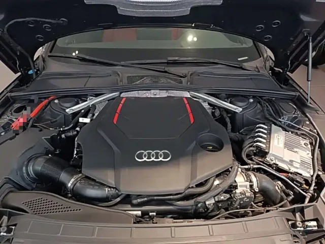 Audi S4 — Фото автомобиля 24