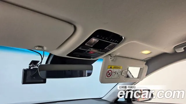 Hyundai Grandeur GN7 — Фото автомобиля 19