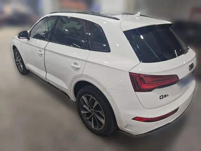 Audi Q5L — Фото автомобиля 6