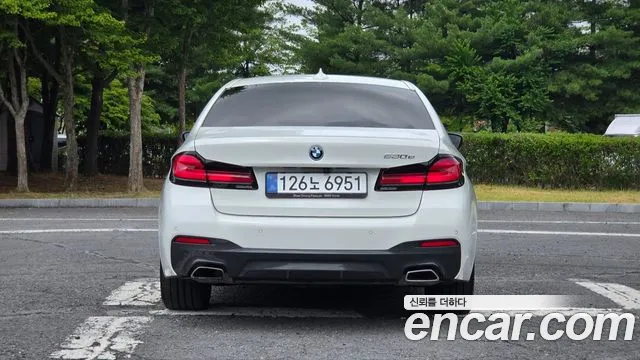 BMW 5-Series 5 серия (G30) — Фото автомобиля 4