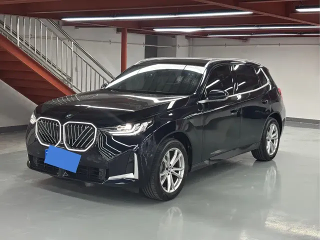 Фотография автомобиля — BMW X3