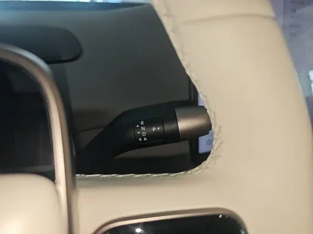 Li Auto i6 — Фото автомобиля 13