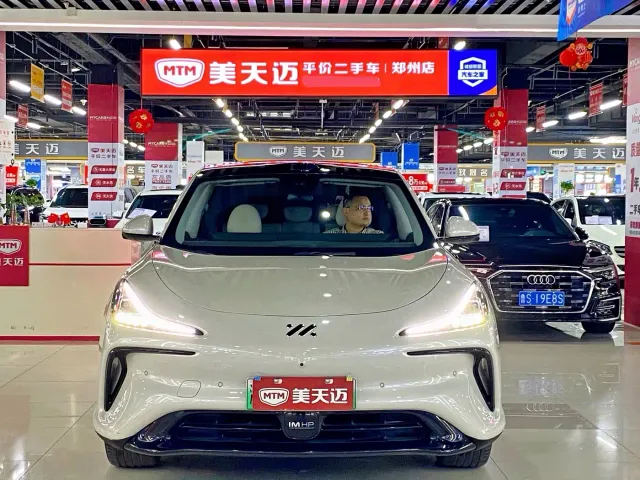 IM Motors LS6 — Фото автомобиля 2