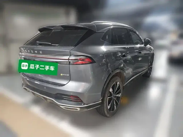 Roewe RX5 — Фото автомобиля 6