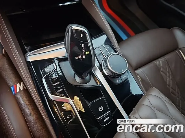 BMW 5 Series G30 — Фото автомобиля 8