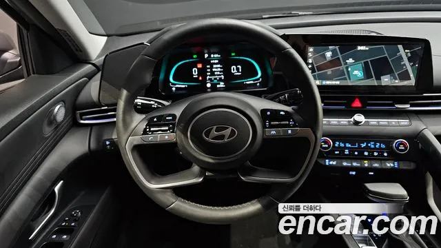 Hyundai Avante CN7 — Фото автомобиля 12