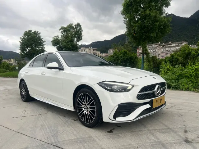 Mercedes-Benz C-Class — Фото автомобиля 2