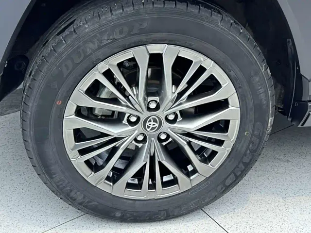 Toyota Wildlander — Фото автомобиля 10