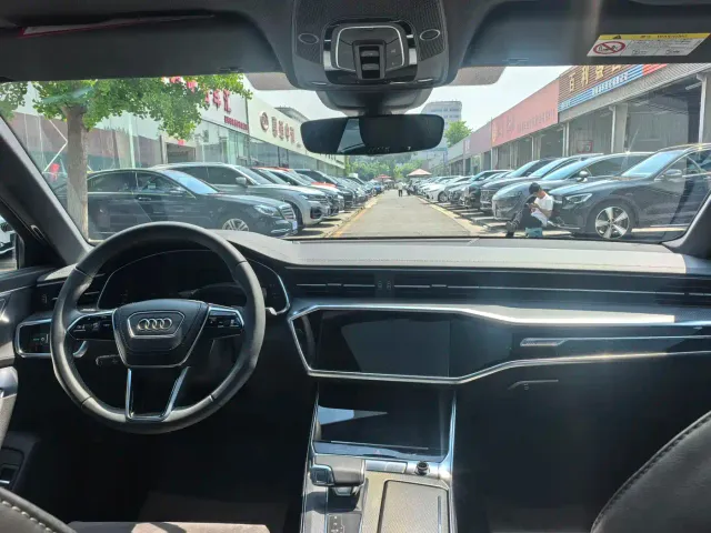Audi A6L — Фото автомобиля 9