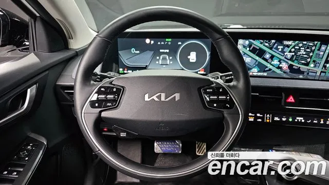 Kia EV6 — Фото автомобиля 13