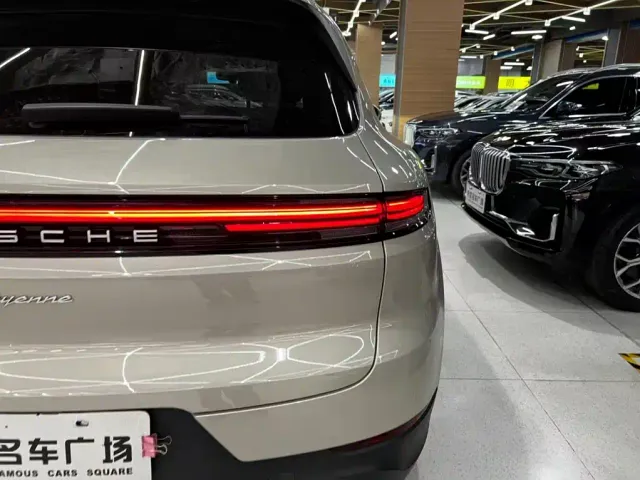 Porsche Cayenne 2024 Cayenne 3.0T — Фото автомобиля 13