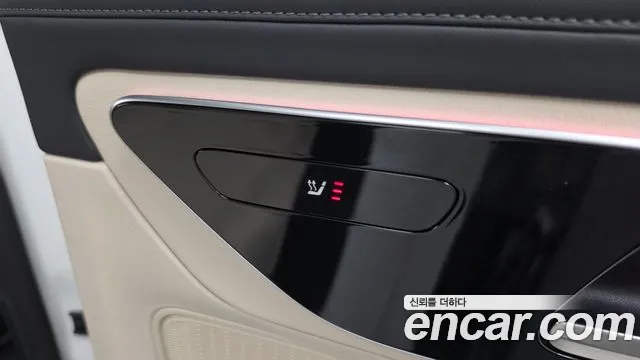 Mercedes-Benz GLC-Class — Фото автомобиля 25