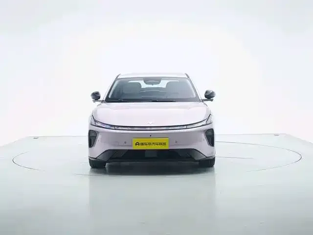 Arcfox S3 — Фото автомобиля 8
