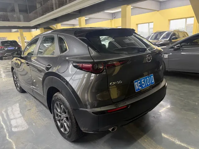 Mazda CX-30 — Фото автомобиля 8
