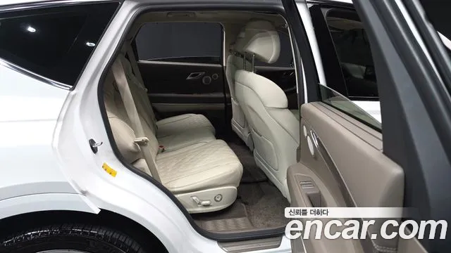 Genesis GV80 2.5T Бензин AWD — Фото автомобиля 3