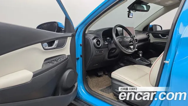 Hyundai Kona Новый Kona Бензин 1.6 турбо 2WD — Фото автомобиля 26
