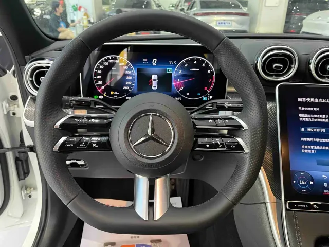 Mercedes-Benz C-Class — Фото автомобиля 5