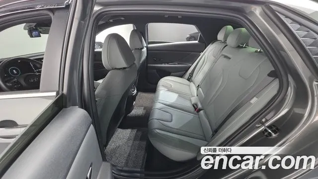 Hyundai Avante CN7 — Фото автомобиля 17