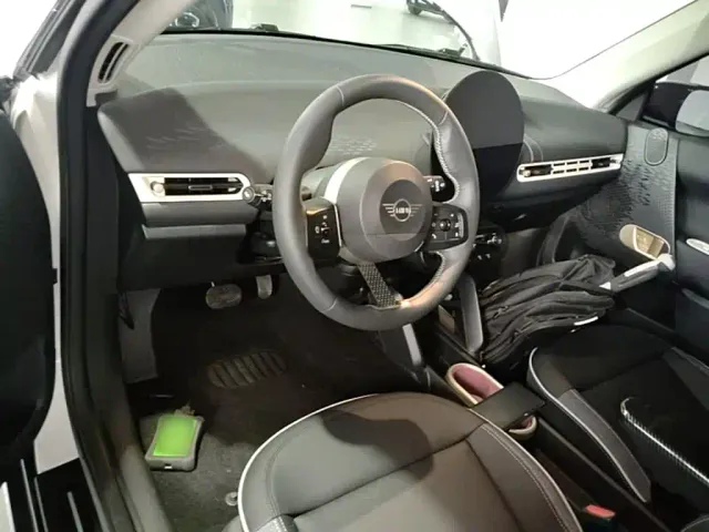 MINI Cooper — Фото автомобиля 9