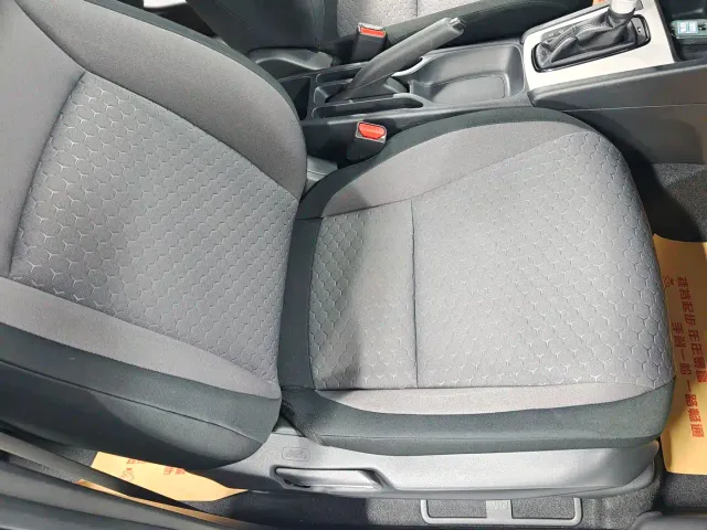 Honda Fit — Фото автомобиля 11