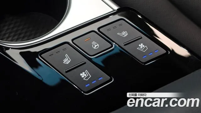 Kia K8 K8 Hybrid — Фото автомобиля 18