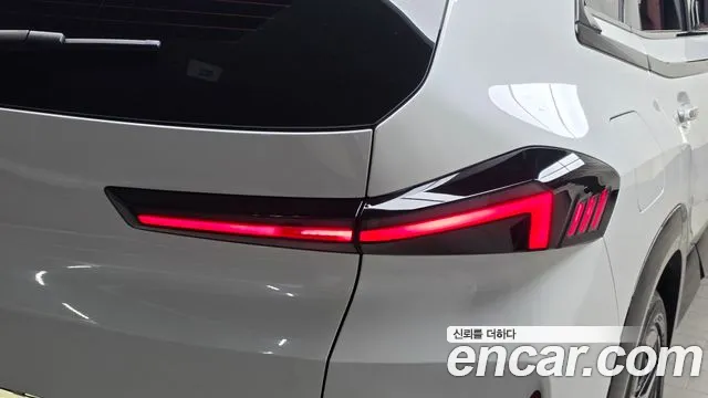 BMW XM — Фото автомобиля 6