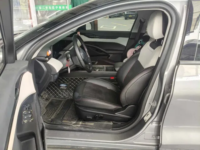 Ford Mondeo — Фото автомобиля 8