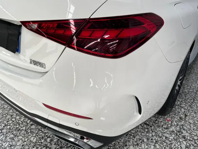 Mercedes-Benz C-Class — Фото автомобиля 19
