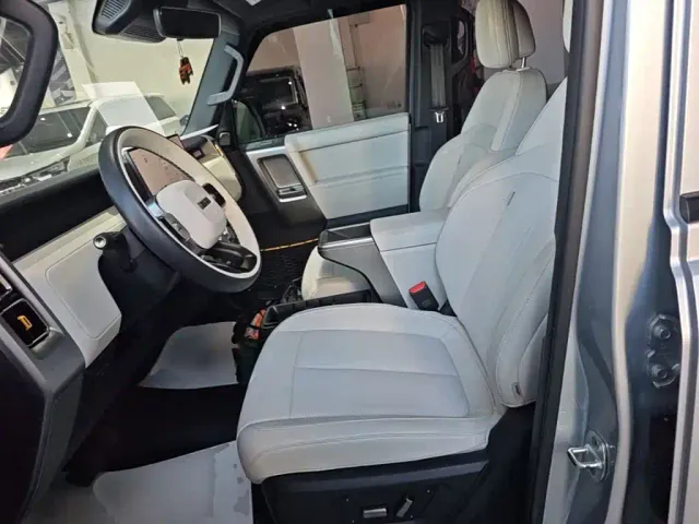 iCAR V23 — Фото автомобиля 14