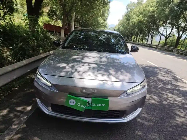 Geely Geometry A — Фото автомобиля 2