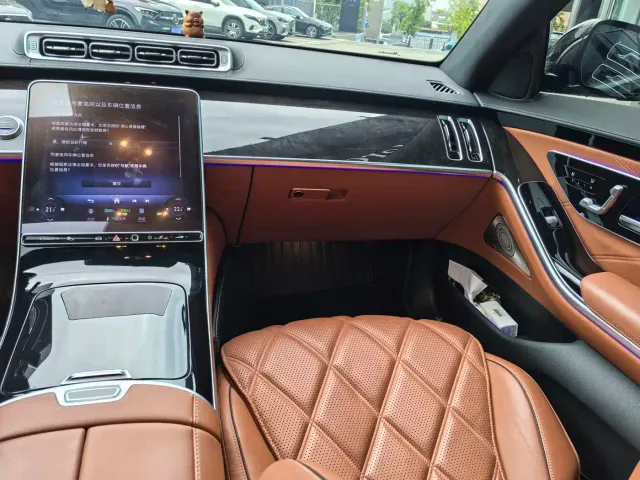 Mercedes-Benz Maybach S-Class — Фото автомобиля 16